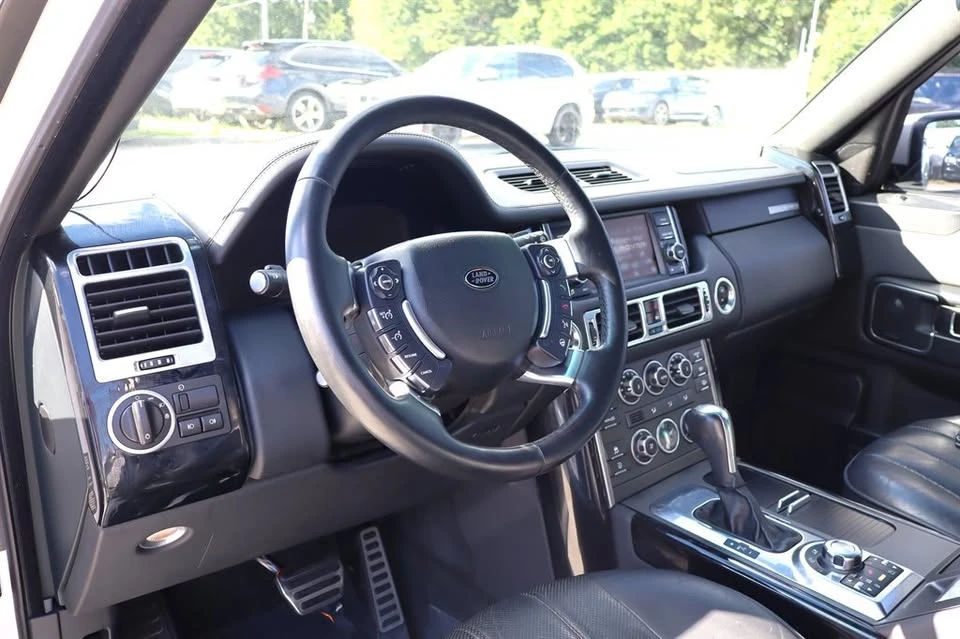 2010 Land Rover Range Rover L322 - Image 17 of 20