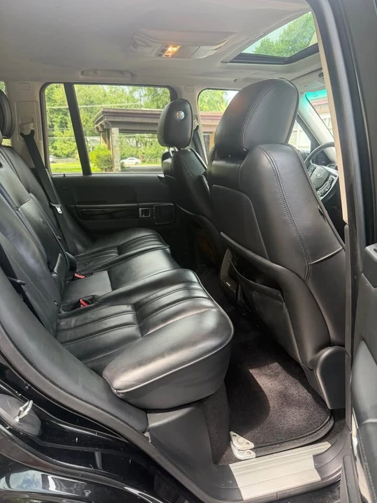 2010 Land Rover Range Rover L322 - Image 11 of 12
