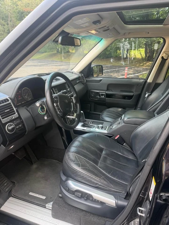 2010 Land Rover Range Rover L322 - Image 8 of 12