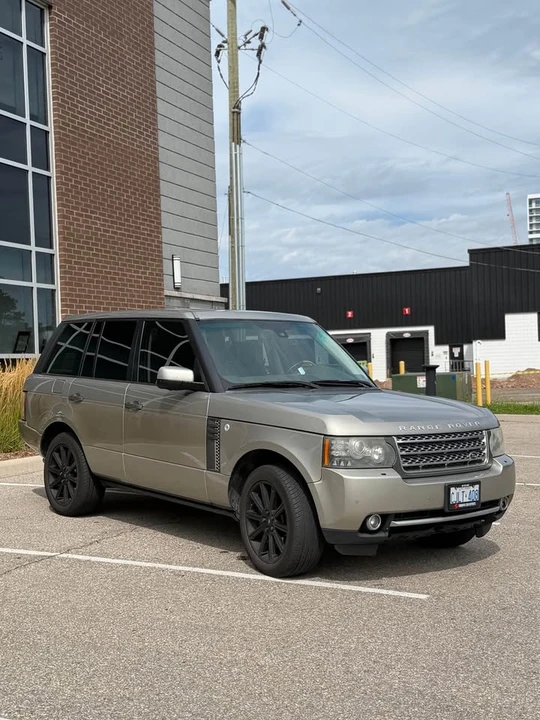 2010 Land Rover Range Rover L322 - Image 3 of 20