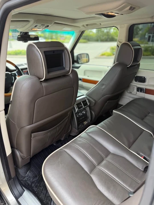 2010 Land Rover Range Rover L322 - Image 12 of 20