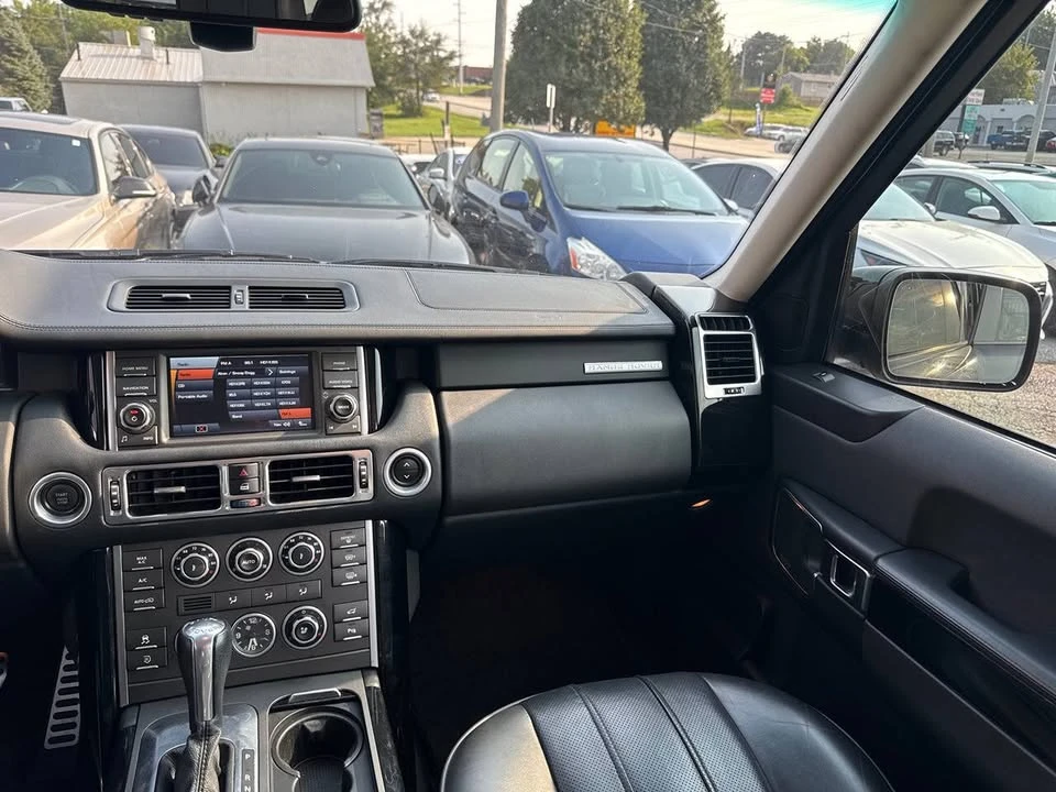 2010 Land Rover Range Rover L322 - Image 17 of 20