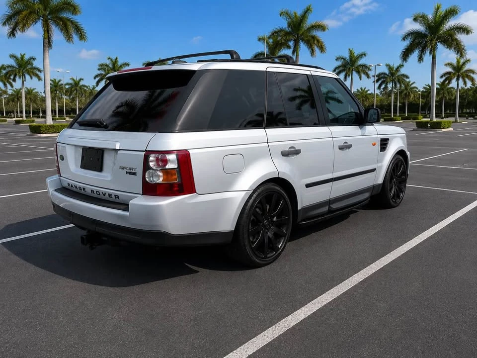 2010 Land Rover Range Rover Sport L320 - Image 3 of 8