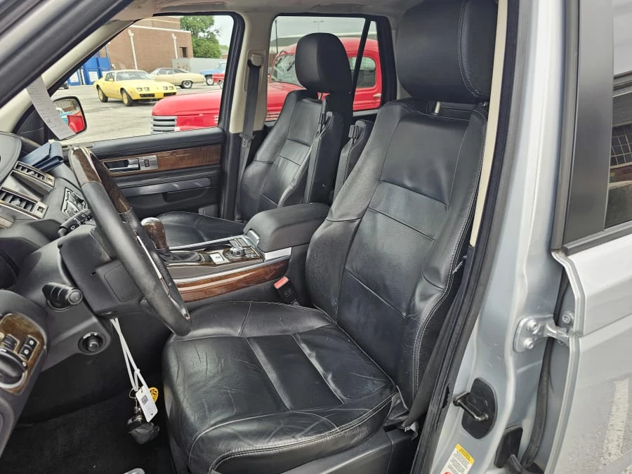 2010 Land Rover Range Rover Sport L320 - Image 12 of 17