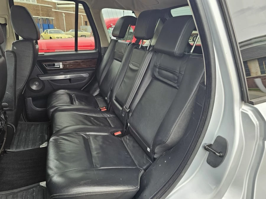 2010 Land Rover Range Rover Sport L320 - Image 13 of 17