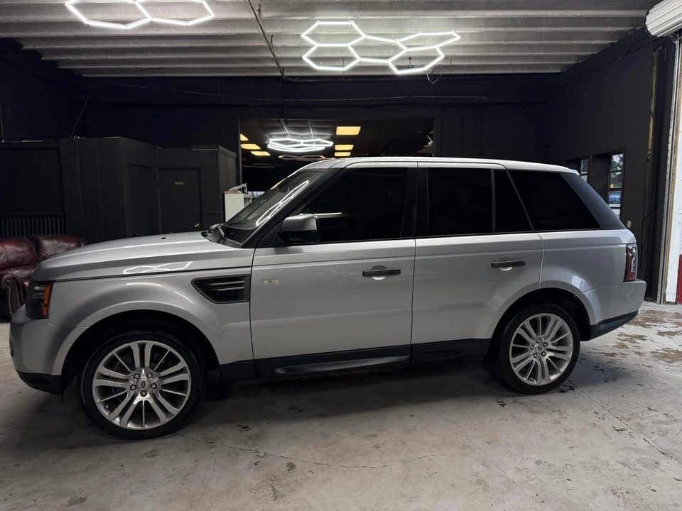 2010 Land Rover Range Rover Sport L320 - Image 9 of 31