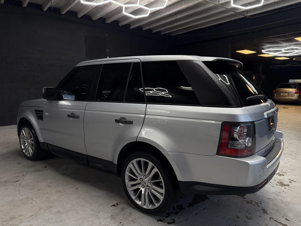 2010 Land Rover Range Rover Sport L320 - Image 13 of 31