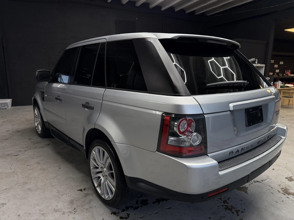 2010 Land Rover Range Rover Sport L320 - Image 15 of 31