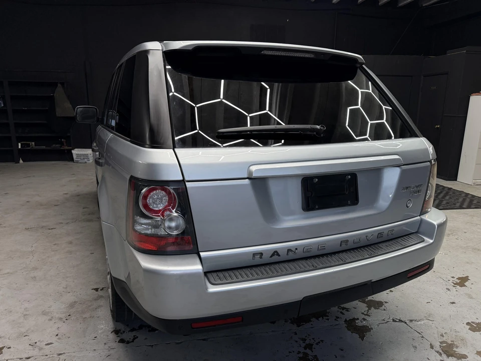 2010 Land Rover Range Rover Sport L320 - Image 17 of 31