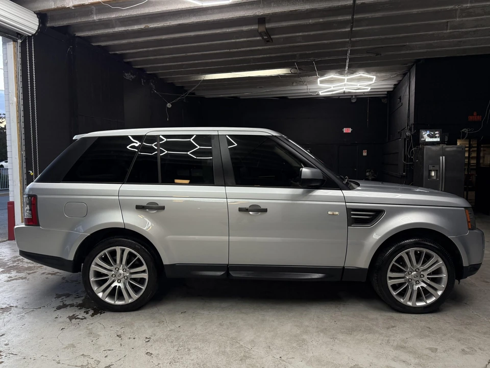 2010 Land Rover Range Rover Sport L320 - Image 28 of 31