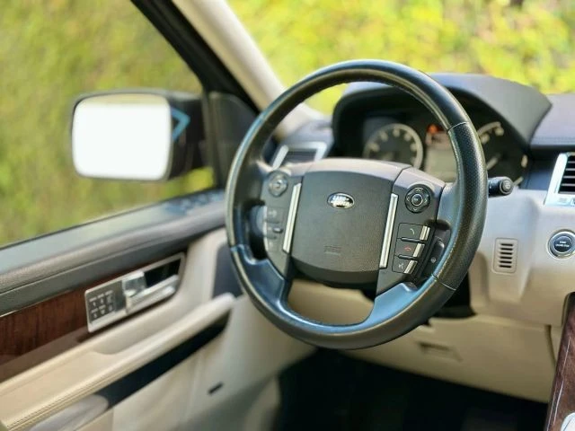 2010 Land Rover Range Rover Sport L320 - Image 15 of 21