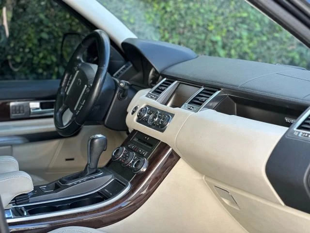 2010 Land Rover Range Rover Sport L320 - Image 19 of 21