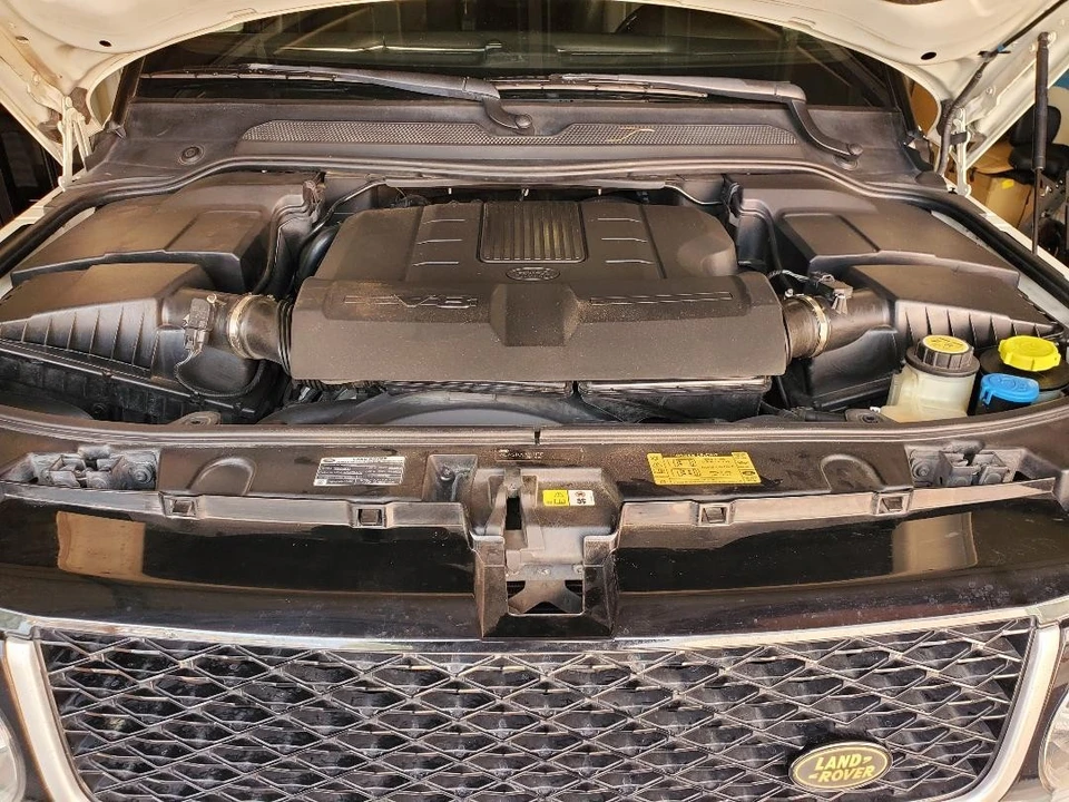 2010 Land Rover Range Rover Sport L320 - Image 19 of 20