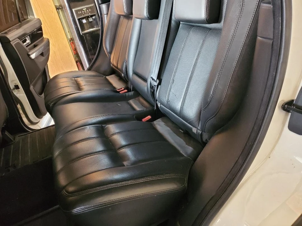 2010 Land Rover Range Rover Sport L320 - Image 18 of 20