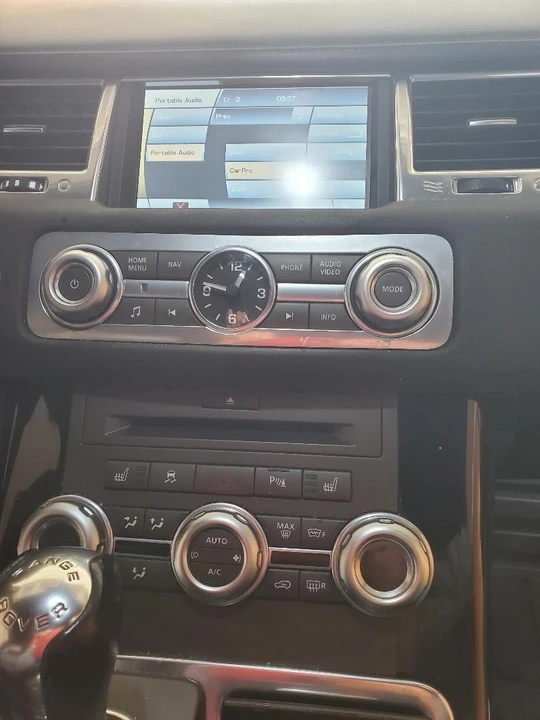 2010 Land Rover Range Rover Sport L320 - Image 15 of 20
