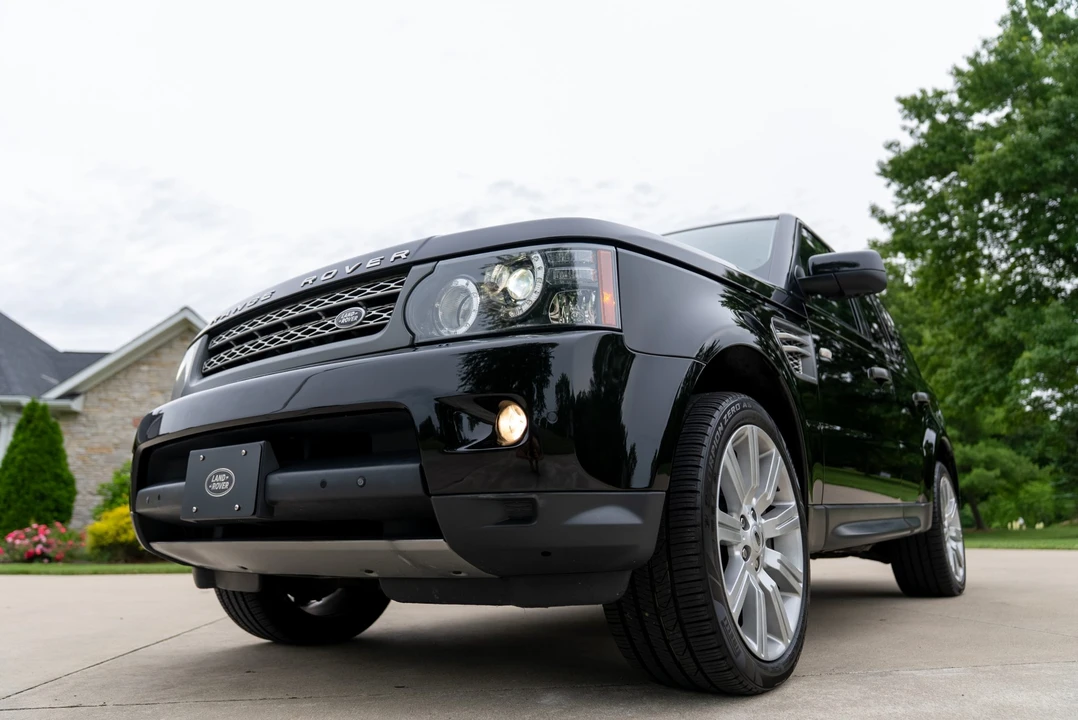 2010 Land Rover Range Rover Sport - Image 24 of 31
