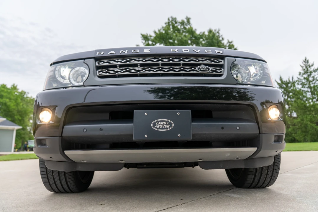 2010 Land Rover Range Rover Sport - Image 26 of 31