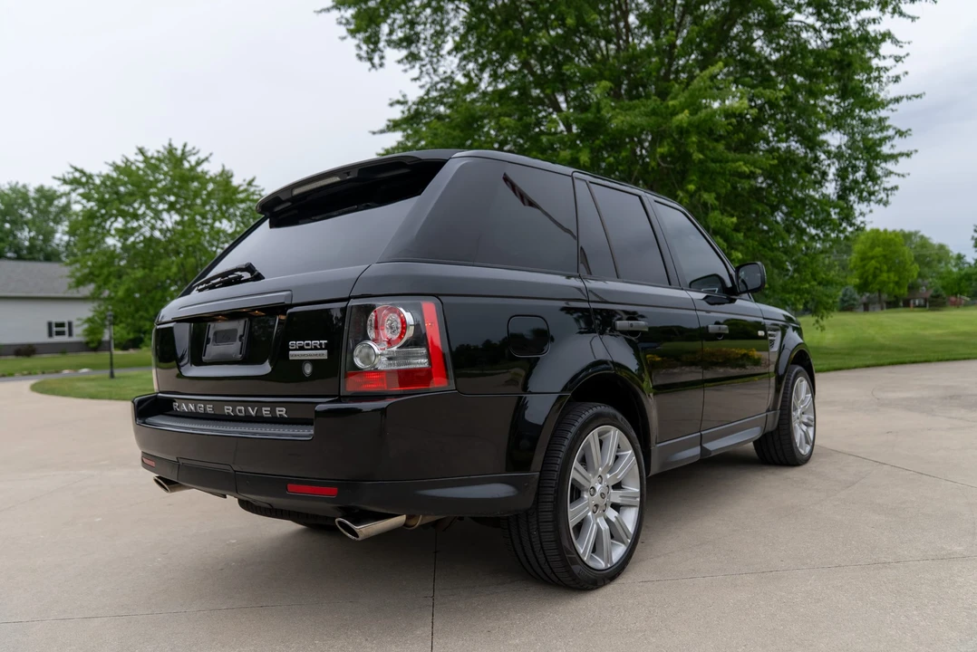 2010 Land Rover Range Rover Sport - Image 11 of 31