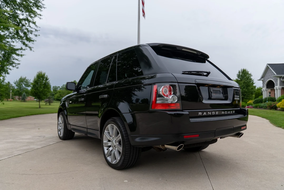 2010 Land Rover Range Rover Sport - Image 15 of 31