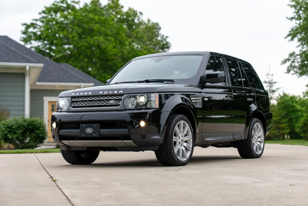 2010 Land Rover Range Rover Sport - Image 5 of 31