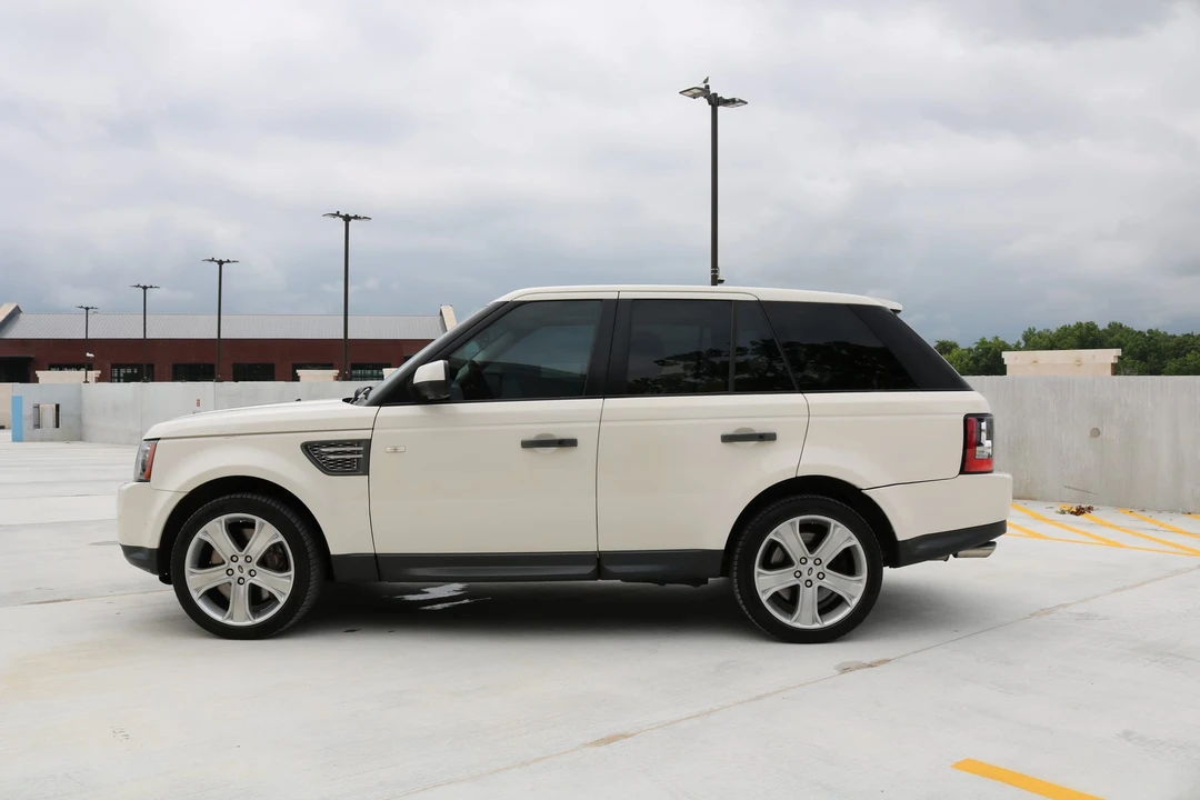 2010 Land Rover Range Rover Sport Supercharged L320 - Image 17 of 31