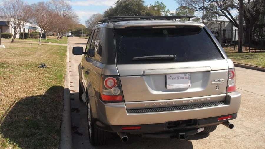 2010 Land Rover Range Rover L322 - Image 9 of 23