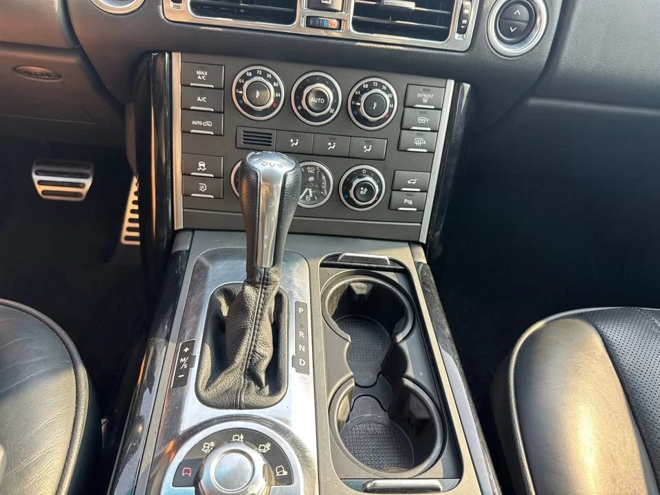 2010 Land Rover Range Rover L322 - Image 17 of 20