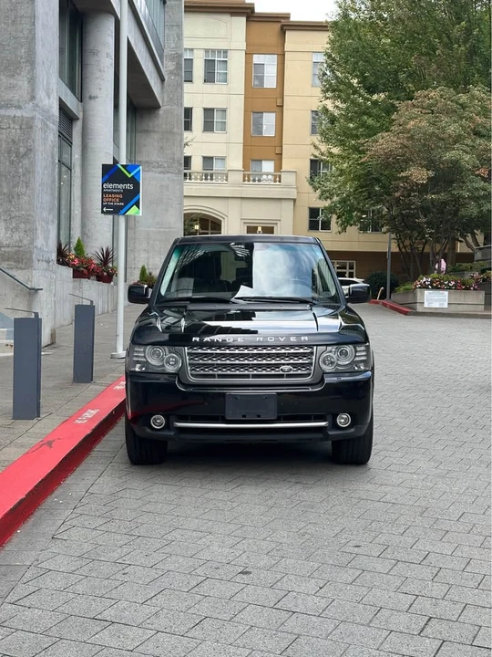 2010 Land Rover Range Rover L322 - Image 2 of 20