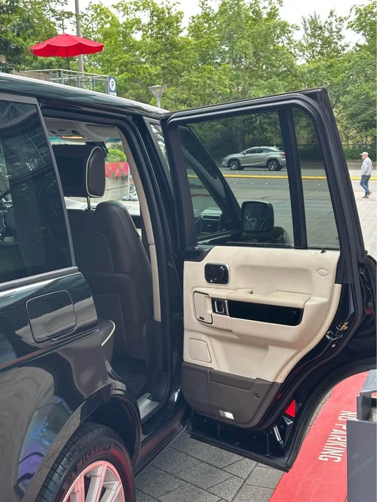 2010 Land Rover Range Rover L322 - Image 18 of 20