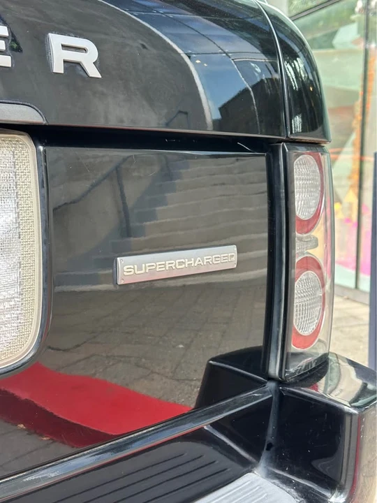 2010 Land Rover Range Rover L322 - Image 12 of 20