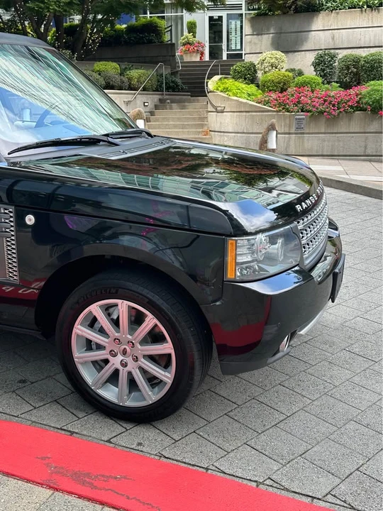 2010 Land Rover Range Rover L322 - Image 3 of 20