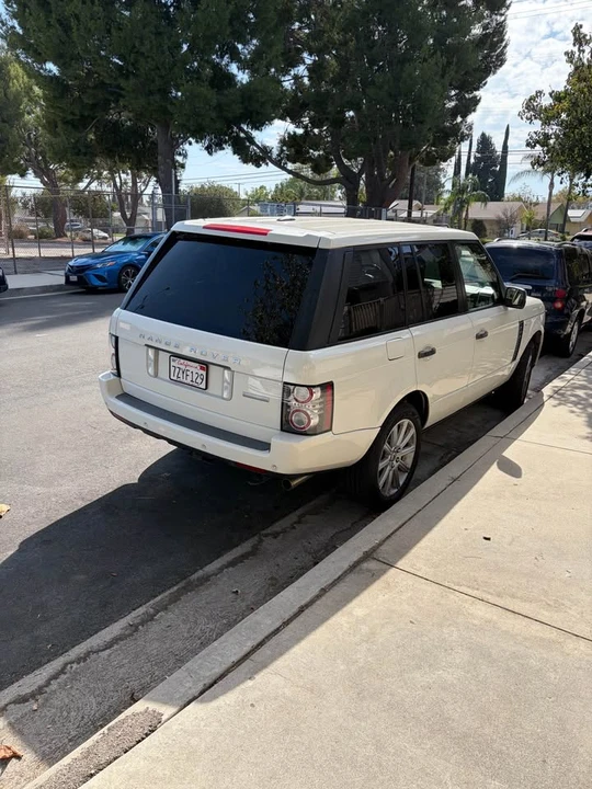 2010 Land Rover Range Rover L322 - Image 4 of 9