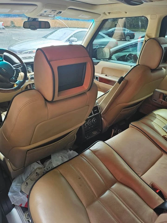 2010 Land Rover Range Rover L322 - Image 3 of 7
