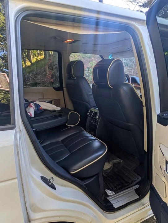 2010 Land Rover Range Rover L322 - Image 13 of 20