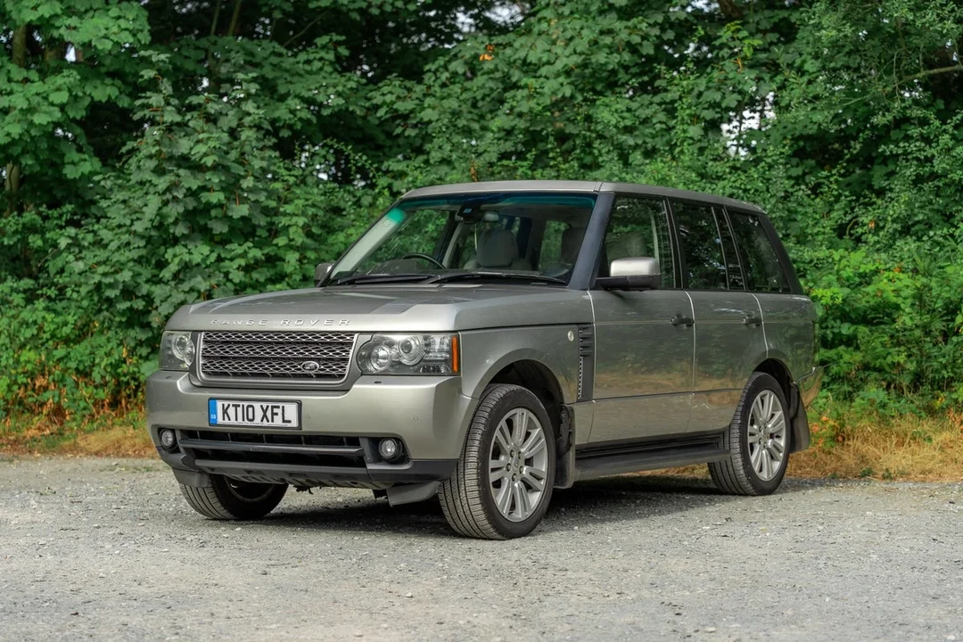 2010 Land Rover Range Rover L322 - Image 5 of 30
