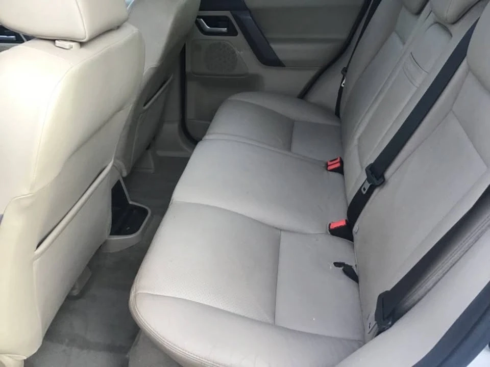 2010 Land Rover Freelander - Image 6 of 9