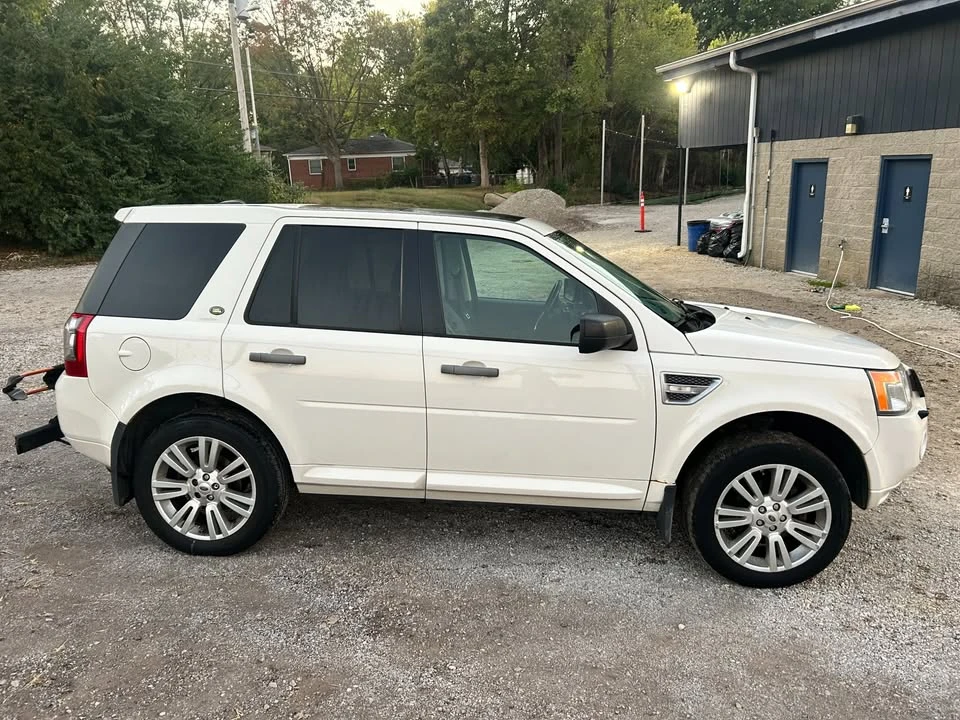 2010 Land Rover Freelander - Image 3 of 12