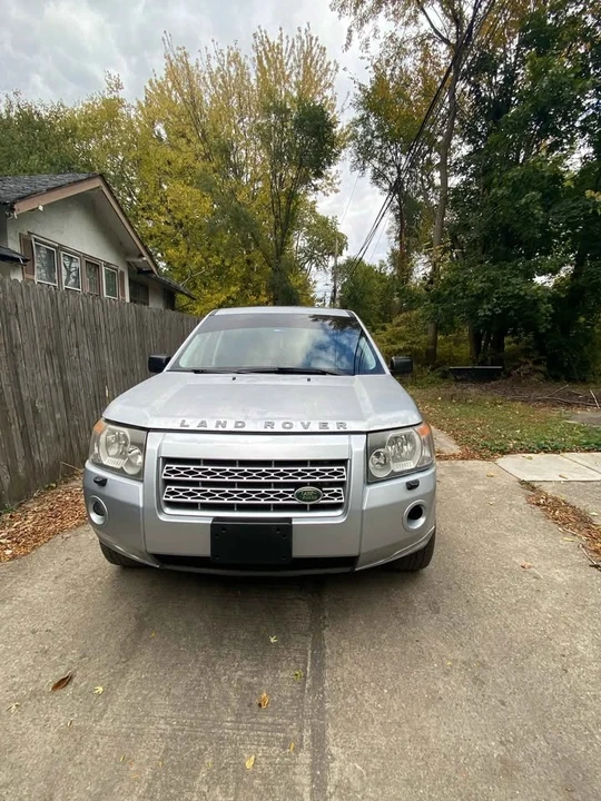 2010 Land Rover Freelander - Image 6 of 9