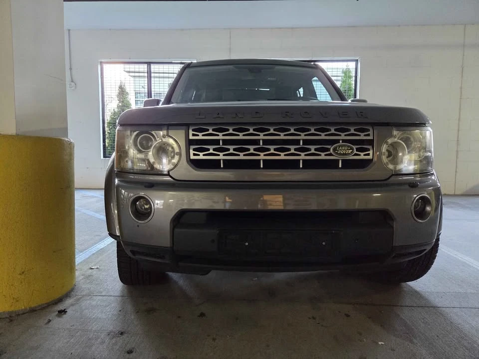 2010 Land Rover Discovery 4th Gen - Image 10 of 18