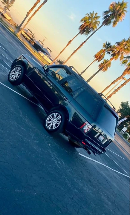 2010 Land Rover Range Rover L322 - Image 3 of 13