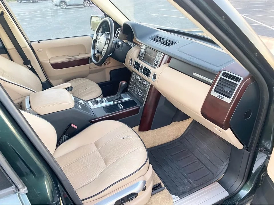 2010 Land Rover Range Rover L322 - Image 10 of 13