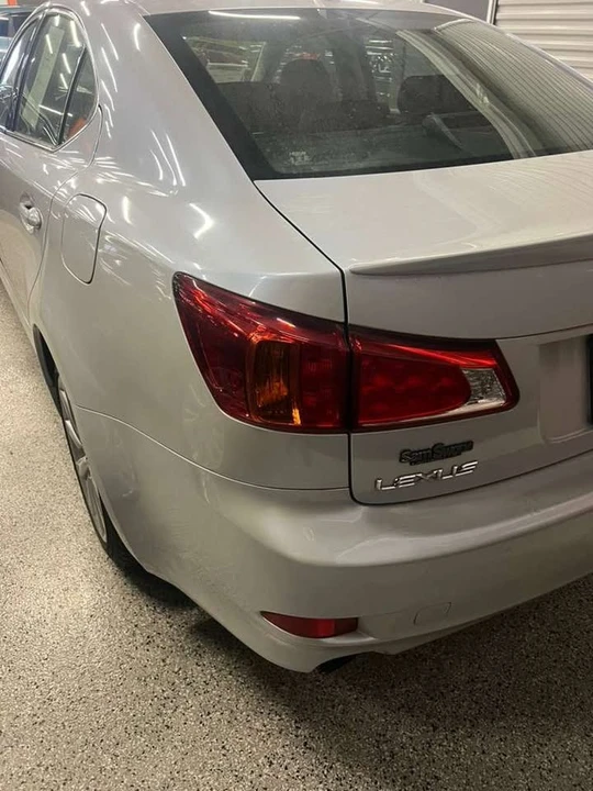 2010 Lexus IS 2nd Gen - Image 4 of 7
