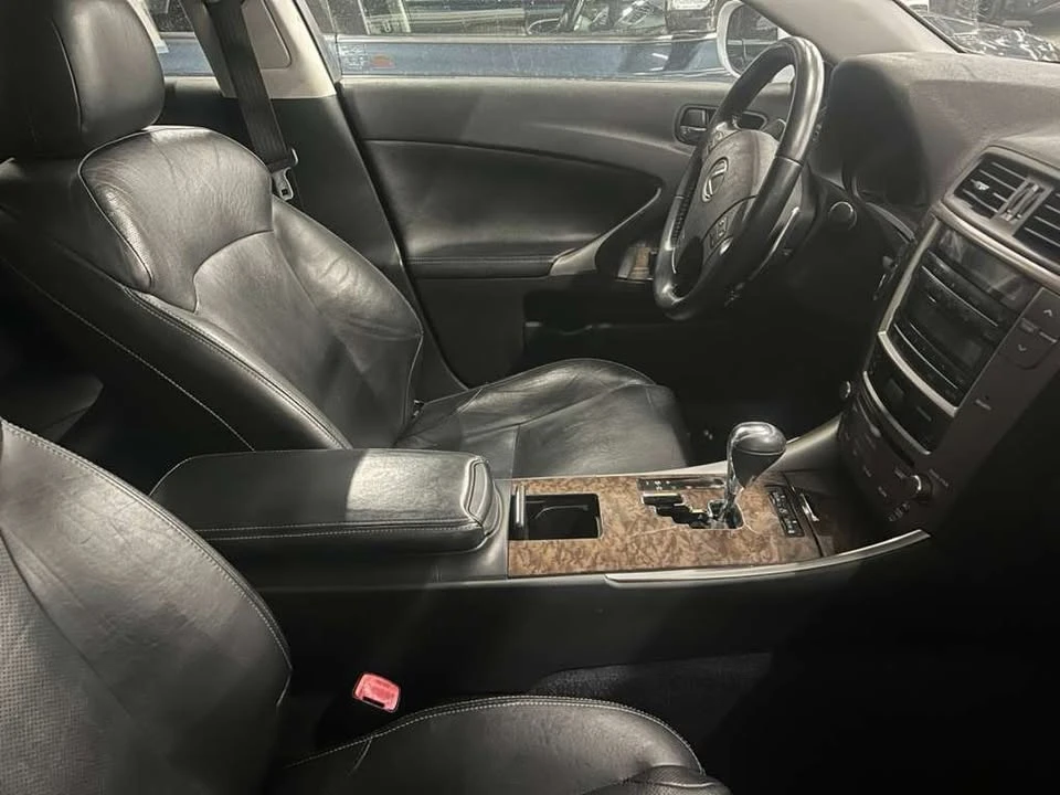 2010 Lexus IS 2nd Gen - Image 3 of 7