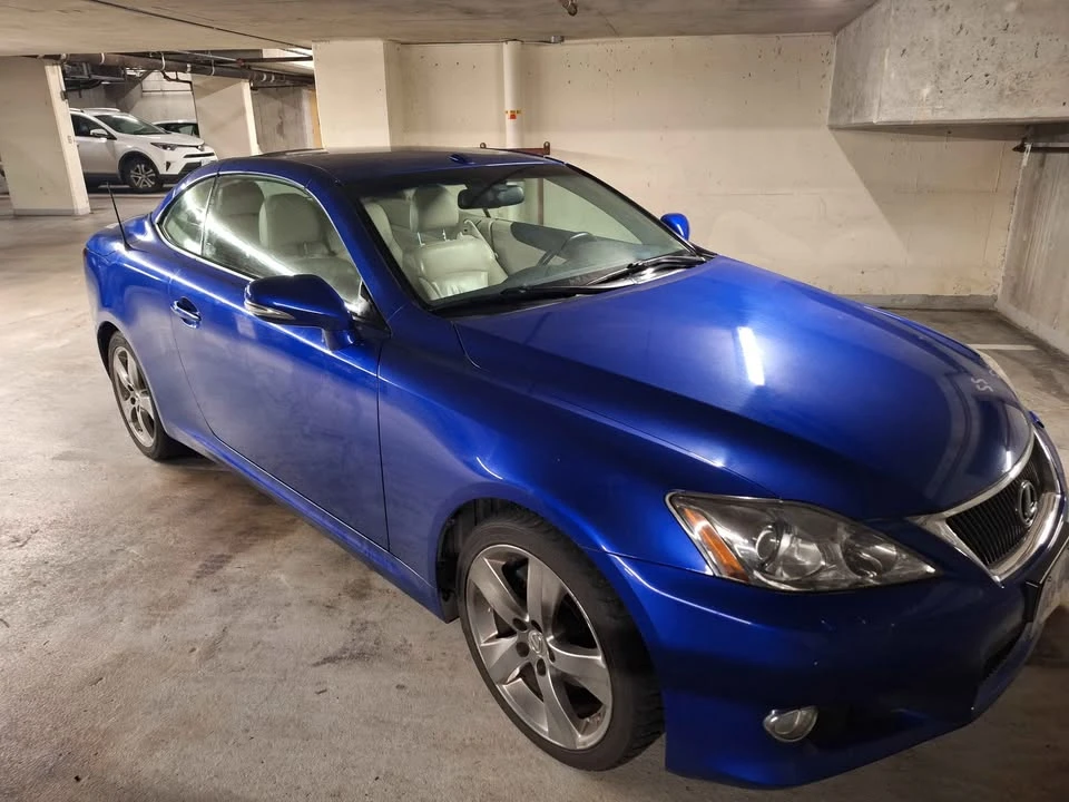 2010 Lexus SC430 - Image 2 of 7