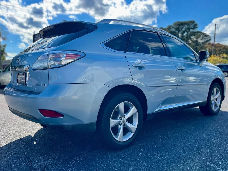 2010 Lexus RX 3rd Gen - Image 6 of 19