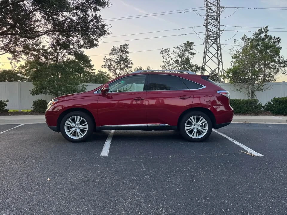 2010 Lexus RX 3rd Gen - Image 2 of 11