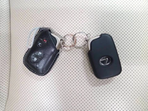 2010 Lexus ES 5th Gen - Image 17 of 20