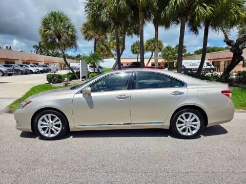 2010 Lexus ES 5th Gen - Image 3 of 20