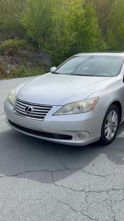 2010 Lexus ES 5th Gen - Image 10 of 10
