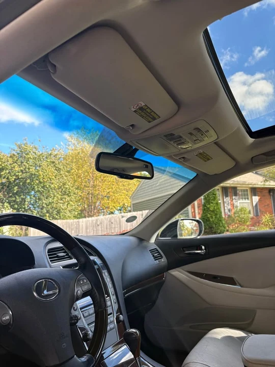 2010 Lexus ES 5th Gen - Image 6 of 10